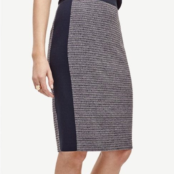 Ann Taylor Chic Striped Pencil Skirt 4 - Picture 1 of 4